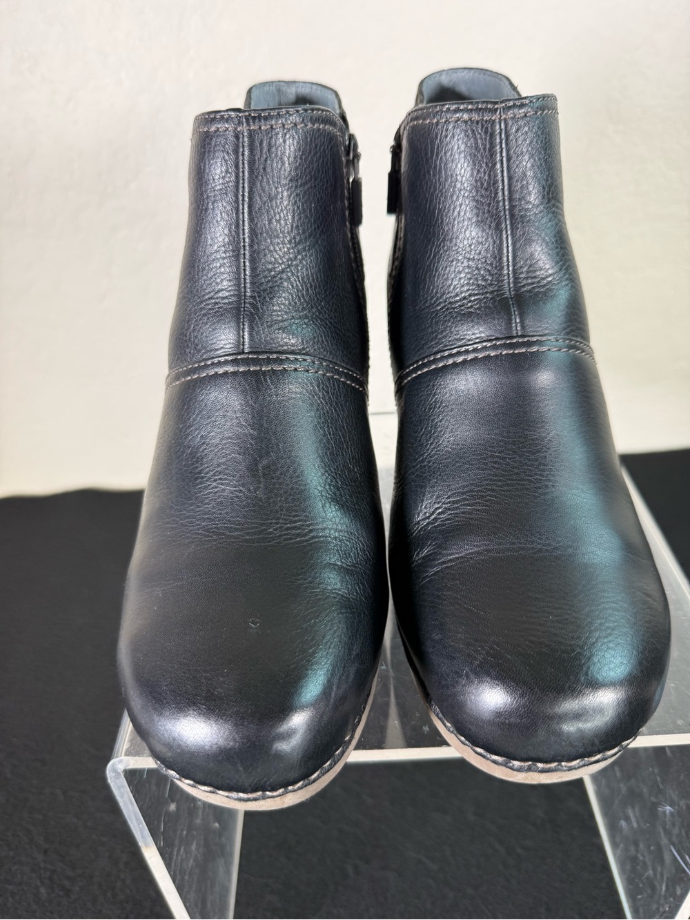Dansko Shirley Wedge Black Leather Ankle Boots Booties Size 38 LIKE NEW EUC - Picture 4 of 14